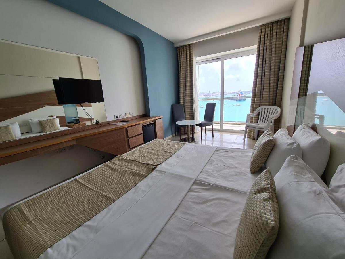 Water'S Edge Hotel Birzebbuga Exterior photo