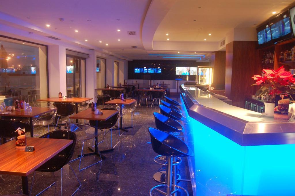 Water'S Edge Hotel Birzebbuga Exterior photo
