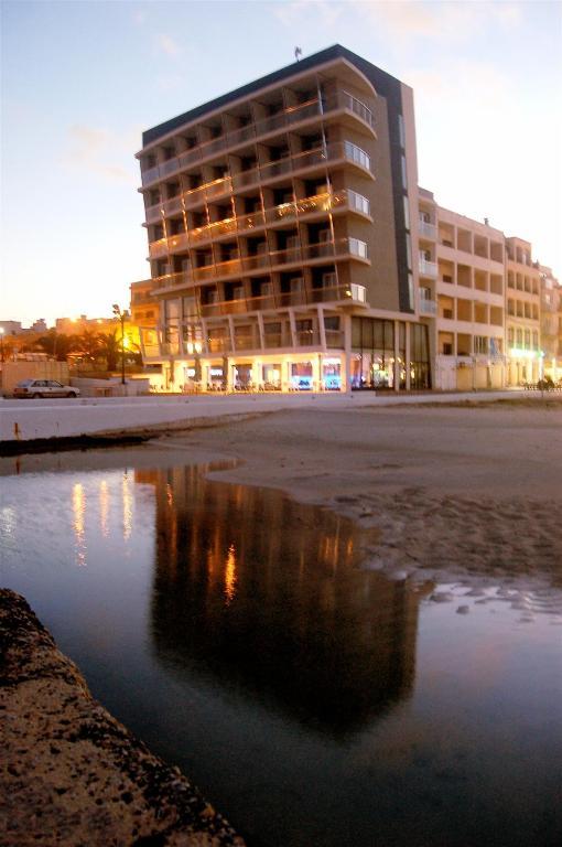 Water'S Edge Hotel Birzebbuga Exterior photo