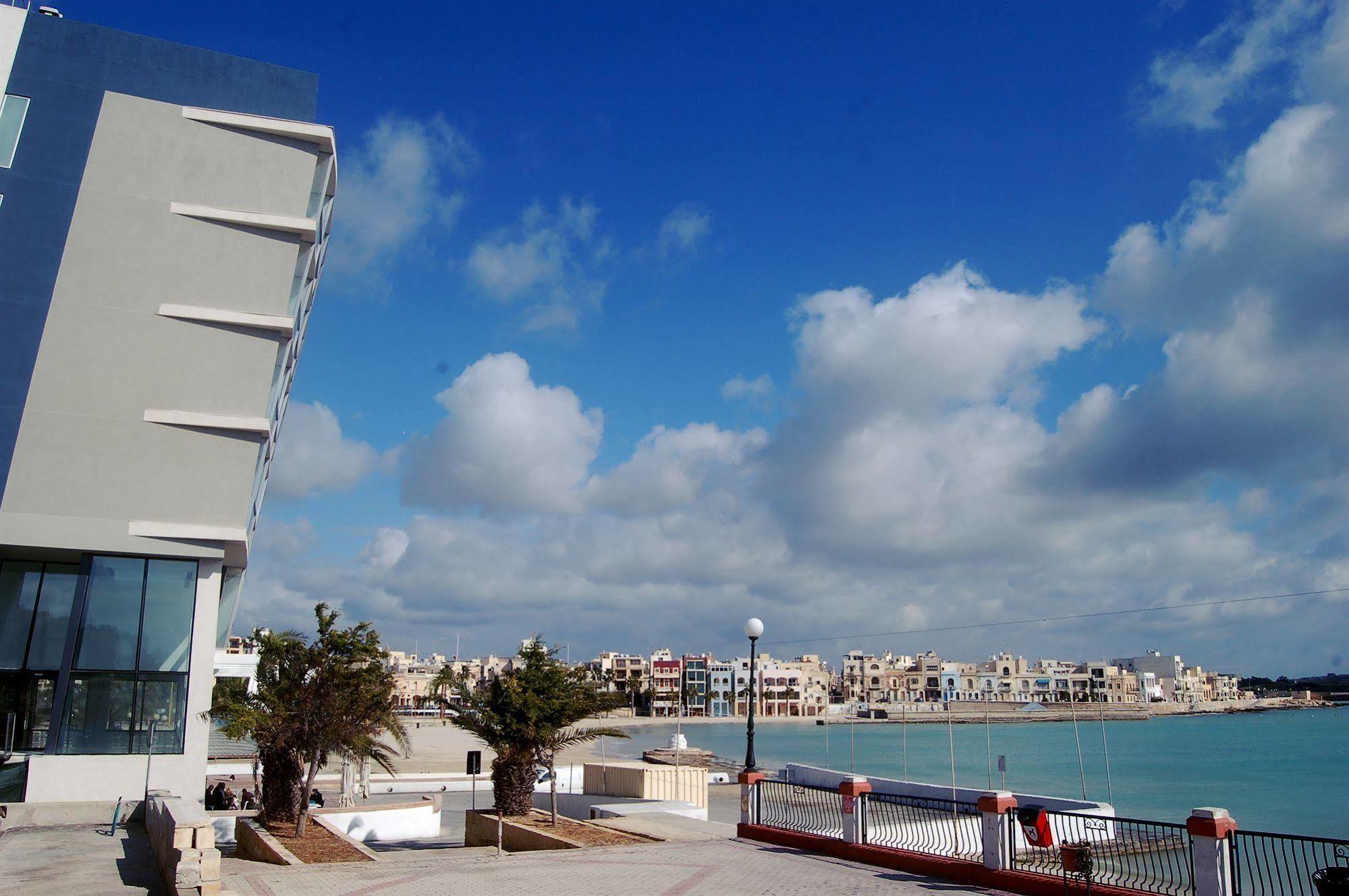 Water'S Edge Hotel Birzebbuga Exterior photo