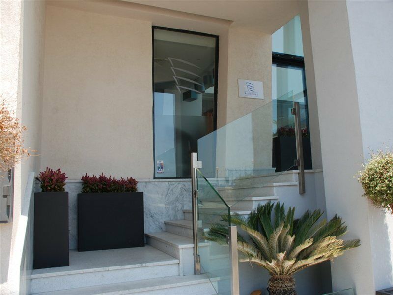 Water'S Edge Hotel Birzebbuga Exterior photo